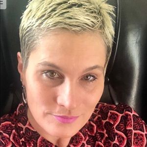 Meet your Posher, Sheri